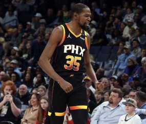 九游娱乐APP-里程碑夜！里昂伤情更新，NBA常规赛清晨刷纪录，引发热议，团队化学反应显著(拉里昂初登场111)